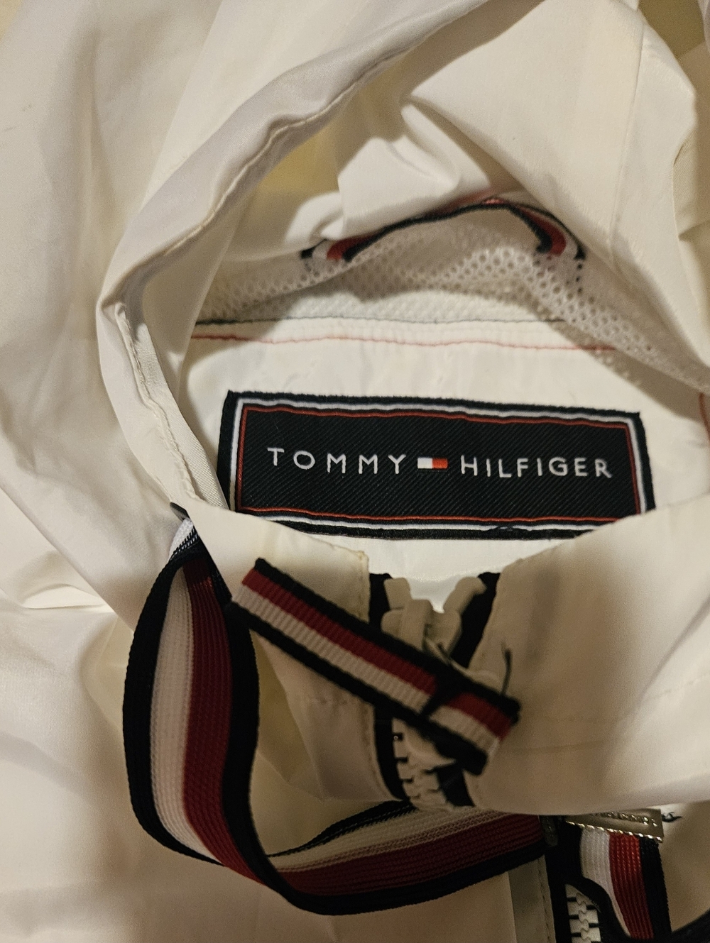 Tommy Hilfiger Women's Long Windbreaker Jacket. 21ptp - Picture 3 of 11
